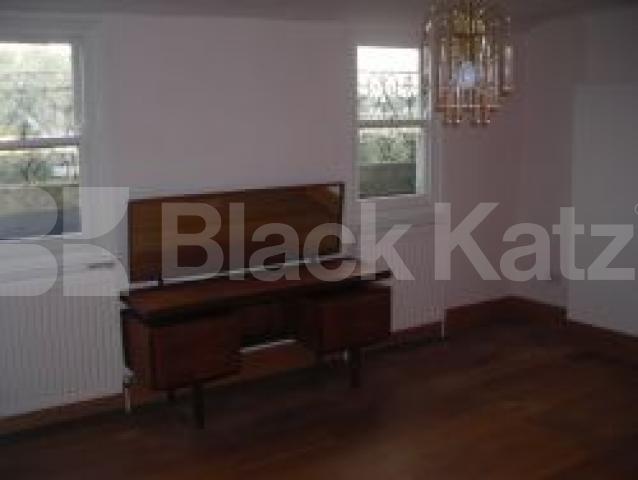 			Must be seen, 2 Bedroom, 1 bath, 1 reception Flat			 Mornington Terrace, CAMDEN NW1